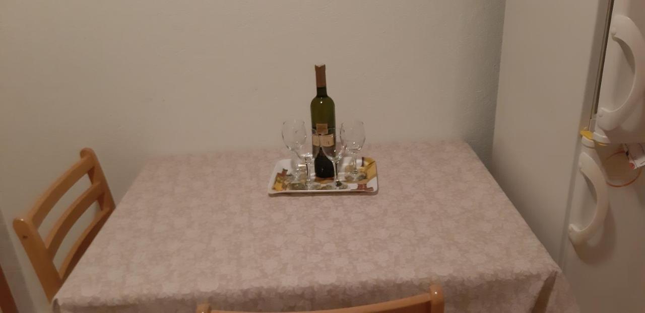 Apartman Bogdan Jelsa  Exterior photo